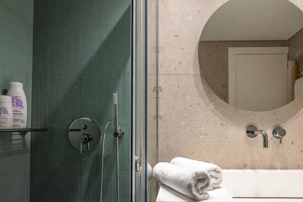 Electra Luxury Apartment At The Heraklion Center Exterior photo
